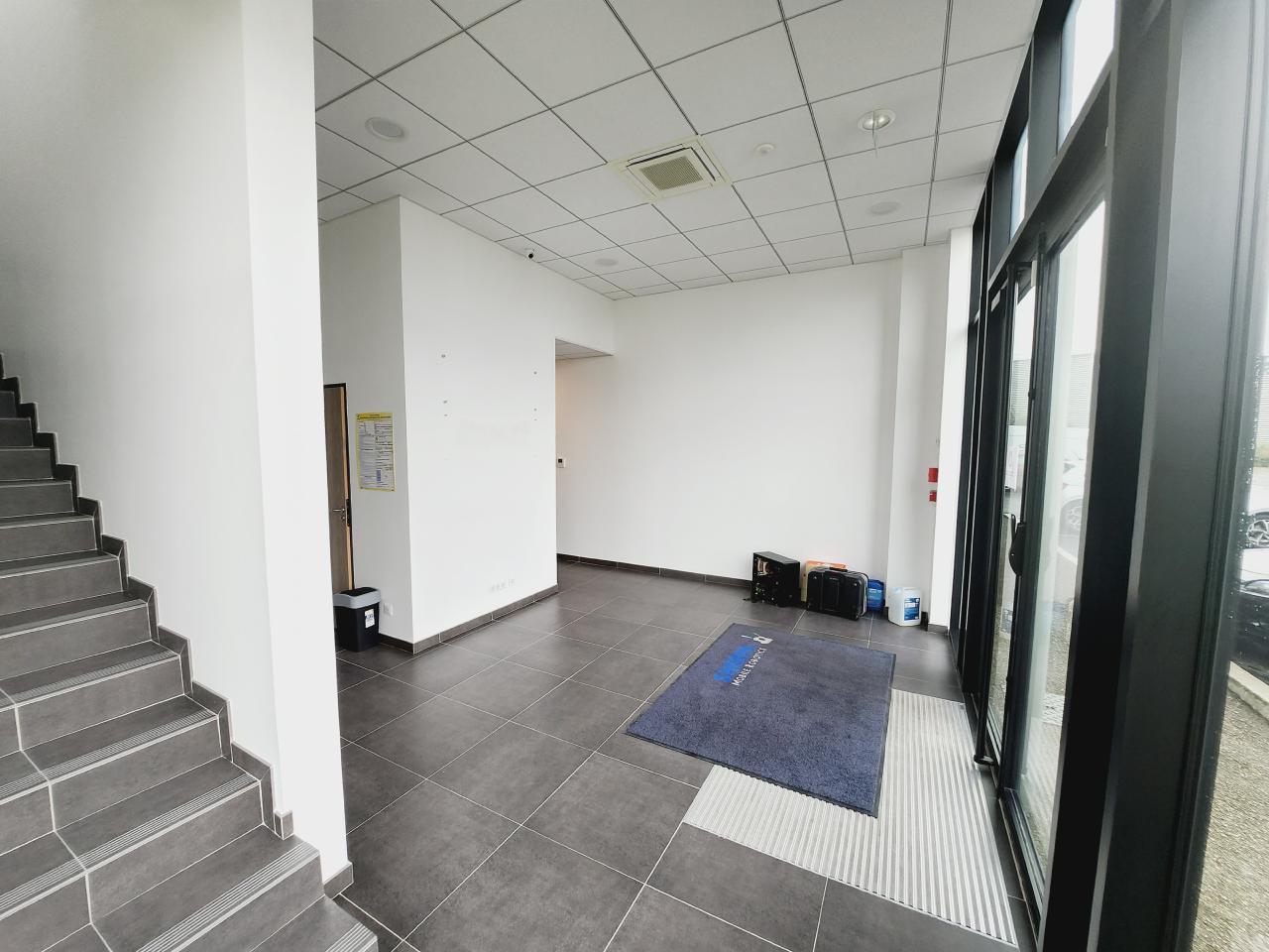 Local d'activité Sucy-en-Brie 666m² Location local d'activité Sucy-en-Brie Val-de-Marne OLACT2314759 10